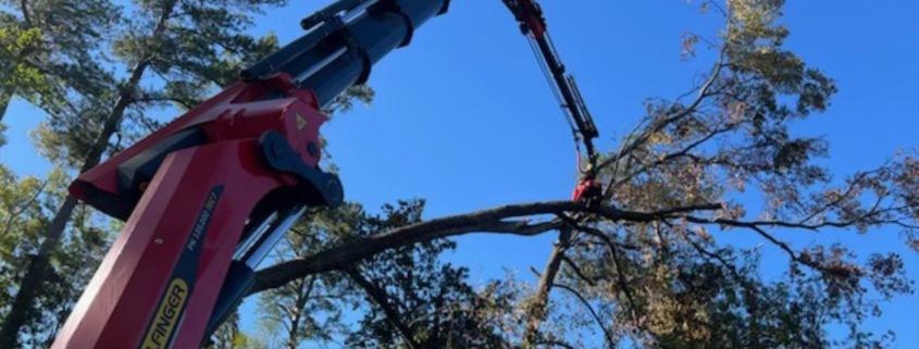 Premier Tree Solutions’s JAWS knuckle boom crane & grapple saw